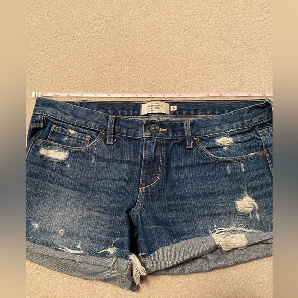 Abercrombie Shorts - Picture 2 of 4